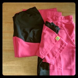 Maternity scrub set